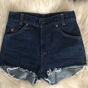 Vintage Levi’s cutoffs